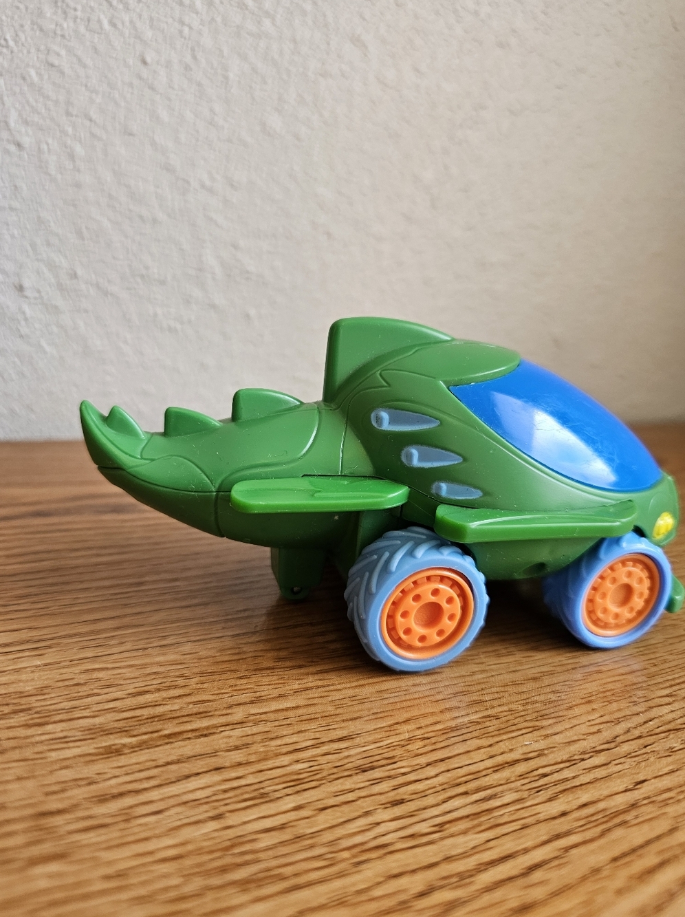 4/$10 PJ Masks Gecko Mobile Car Toy Sounds 6 Inch Disney Junior